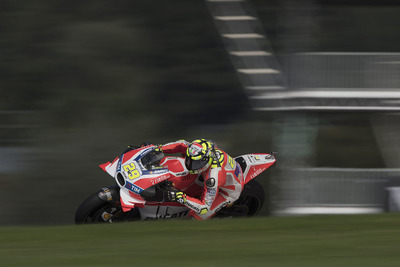 【MotoGP 第10戦オーストリア】イアンノーネが今季初ポールポジション、ランキング首位マルケスにアクシデント 画像
