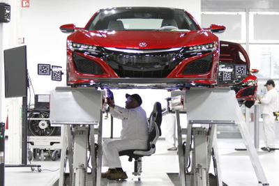 【ホンダ NSX 新型】生産責任者「景気動向に左右されない柔軟な生産ライン」 画像