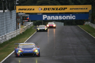 【SUPER GT 第6戦】GT300決勝…スバルBRZの井口卓人&山内英輝が今季初優勝を飾る 画像
