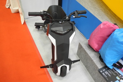 【ギフトショー16】子供から大人まで楽しめる電動ドリフト3輪車、最高20km/h! 画像