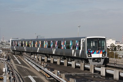 横浜シーサイドライン、ホーム滞留防止でダイヤ改正 12月1日 画像
