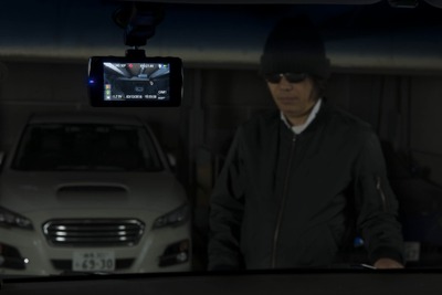 ドラレコが駐車時の防犯カメラに、不審者検知で録画を自動開始…センサースイッチ 画像