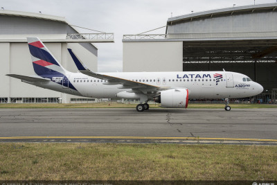 LATAM航空、サンティアゴ＝サンタクルス線を開設　3月28日から 画像