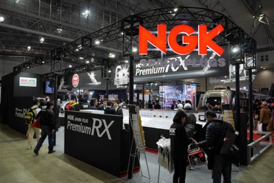 【東京オートサロン2017】 イリジウムを超える貴金属「ルテニウム」…NGK プレミアムRX に採用 画像