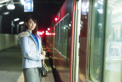 松井玲奈が名鉄名古屋駅で構内アナウンス---最終列車間際でなくても聞けます。たぶん 画像