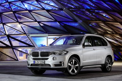 BMW X5 のPHV、米国でリコール…走行中ギアがニュートラルになるおそれ 画像