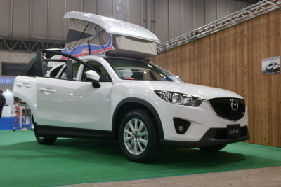 【キャンピングカーショー2017】中古車ベースで CX-5 を車中泊仕様に…マツダ E&T 画像