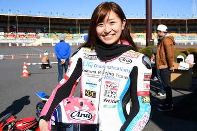 ロードレース界のマドンナ、岡崎静夏がポケバイで激走！ 画像