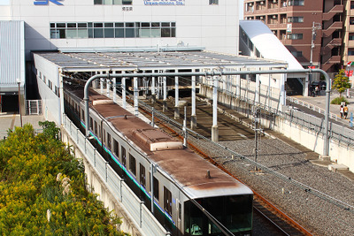 埼玉高速鉄道、通常は使用していないホームを「酒場」に　2月25日 画像