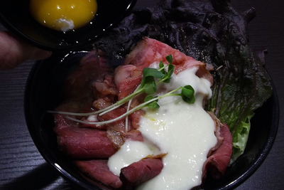 女性視点だからって甘くない…すた丼に攻めの春限定メニュー　3月1日から 画像
