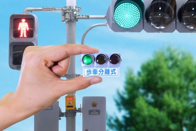 タカラトミー、各種信号機をリアルにガチャ化…日本信号とコラボ 画像