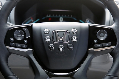 ホンダ、7種類の顔文字クラクションを開発…ドライバーの気分で使い分け 画像