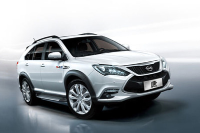 中国BYD、電動車両好調で純利益は79%増…2016年通期決算 画像
