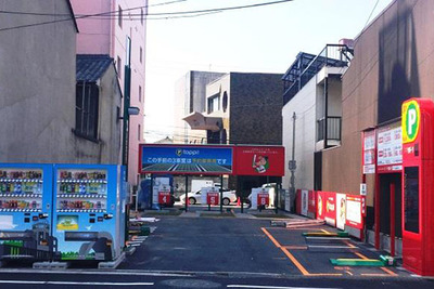カープカラーの駐車場が広島に開設、地域貢献機能も…三井のリパーク 画像