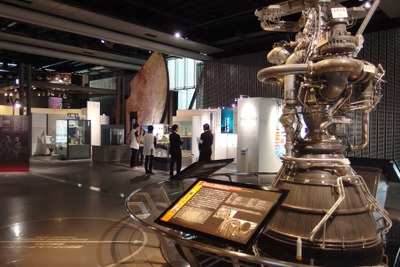 日本科学未来館に新展示---目で見えるIoTや機械人間オルタなど 画像