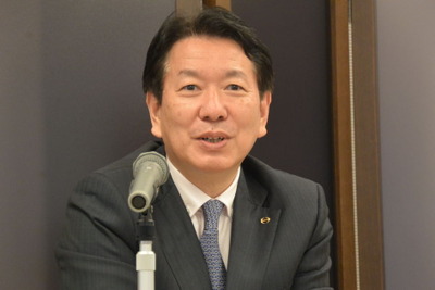 日野 下社長「大型トラックの世界ではディーゼルエンジンが主流で残っていく」 画像