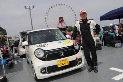 サーキットの実況でお馴染みピエール北川アナが N-ONEレース に挑戦！ 画像