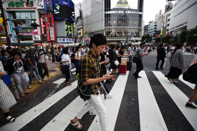 休暇中もデバイスをオフラインにしない日本人、公共Wi-Fi利用のリスクも 画像