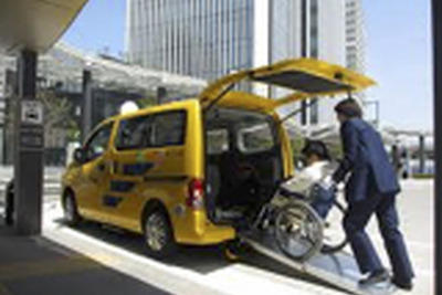 UDタクシーとパーソナルモビリティを使った高齢者向け新交通サービス…川崎市でスタート 画像
