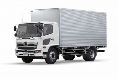 中型トラック 日野レンジャー、車型を追加…デザイン一新、新排ガス規制に適合 画像