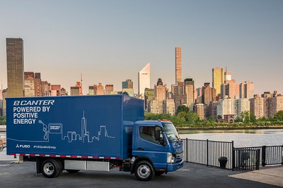 三菱ふそう eキャンター をNYで発表…世界初の量産EV小型トラック 画像