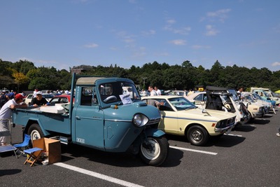 西武園ゆうえんちにオールドカー200台が集結…昭和のクルマを守る集い 画像