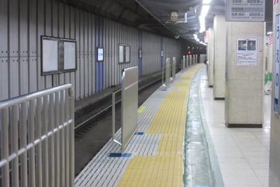 京成上野駅全番線に固定柵を設置…京成初の取組み 画像