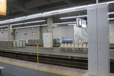近鉄、大阪阿部野橋駅にロープ式ホームドア設置　1月20日から実証試験 画像