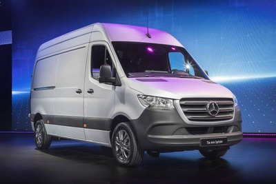 メルセデス スプリンター 新型、「フルコネクテッド商用車」がテーマ 画像
