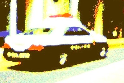 見通しの良すぎる交差点で出会い頭衝突---相手車両が止まって見える？ 画像