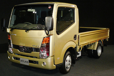 【東京トラックショー07】日産、好調な アトラスF24 をメインに展示 画像