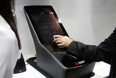 回す+ズラすだけ、三菱電機の近未来センターコンソール…人とくるまのテクノロジー2018 画像