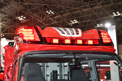 モリタの新型ハイルーフ「レッドアーマーアルファ」…東京国際消防防災展2018［詳細画像］ 画像