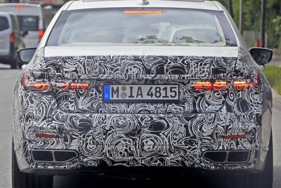 BMW 7シリーズ が変わる…前後デザインを大胆イメチェン! 画像