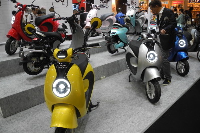 福岡のスマホ用品メーカー、電動スクーター10車種以上を相次いで投入へ…デザインTOKYO 2018 画像