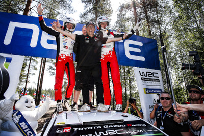 【WRC 第8戦】トヨタ、フィンランド戦を2年連続制覇…タナク完勝、豊田社長も現地で歓喜 画像