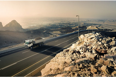 UDトラックス、中東市場で大型トラック クエスター の重荷重仕様を追加 画像