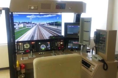 青函共用走行区間などに対応した訓練シミュレータ、JR貨物が導入…EH800形電気機関車の運転士用 画像