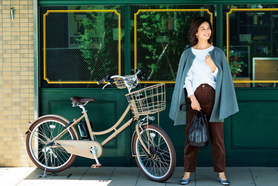 ブリヂストン×『STORY』、電動アシスト自転車コラボモデル発売 ターゲットは子ども乗せ卒業層 画像
