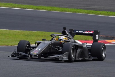 【スーパーフォーミュラ 最終戦】次世代マシン「SF19」、佐藤琢磨と中嶋一貴がデモラン 画像
