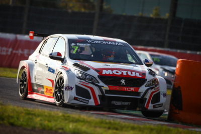 【WTCR 鈴鹿】“新生”世界ツーリングカー・カップの日本初開催戦がスタート…予選バトルはプジョーとアルファが制す 画像