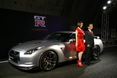 【D視点】鉄人28号…新型日産 GT-R 画像