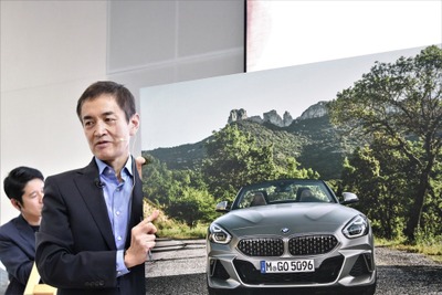 BMWデザインセミナー…Z4 新型はねじれを強調したサイドの面が特徴 画像