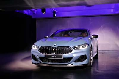 BMW 8シリーズ 新型…ラグジュアリークーペを再定義し、プレミアムなドライビング体験を問う 画像