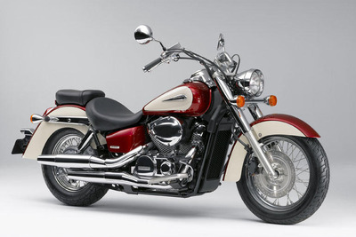 ホンダ、大型クルーザーのシャドウを一部改良…PGM-FIを採用 画像