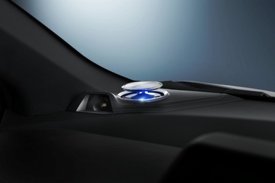 アルパイン、ツィーターが自動昇降する車種専用高音質3ウェイスピーカー発売へ 画像