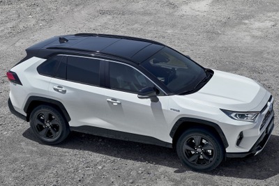 トヨタ RAV4ハイブリッド 新型、燃費は22.7km/リットル…今春欧州発売へ 画像