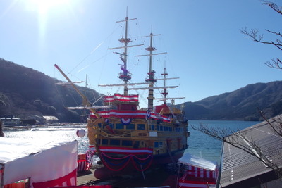 箱根海賊船の新型、「クイーン芦ノ湖」が進水　4月25日就航予定 画像