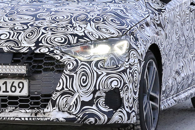 噂の三角デイタイムライトは本物だった?アウディ A3 & S3 次期型をダブルスクープ 画像