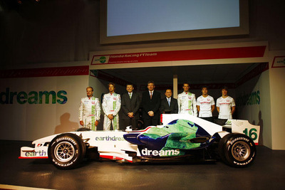 【ホンダF1】写真蔵…08年シーズン参戦マシン RA108 を発表 画像